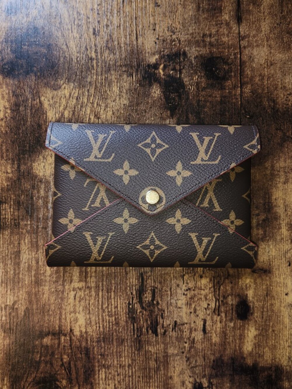 AUTHENTIC Louis Vuitton Monogram Kirigami - MEDIUM Pochette - Like New!